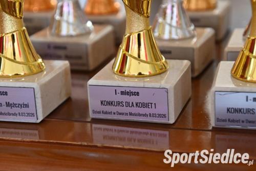 dzien_kobiet_w_moscibrodach26 (122)