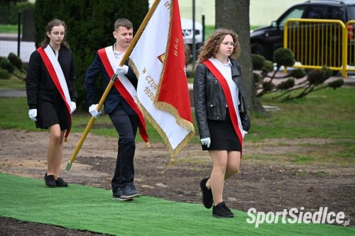 otwarcie_boiska_w_czurylach (10)